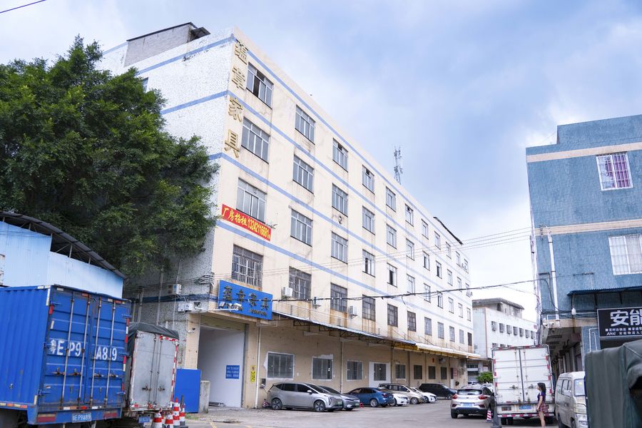 Foshan Yunzhang Furniture Manufacturing Co., Ltd.