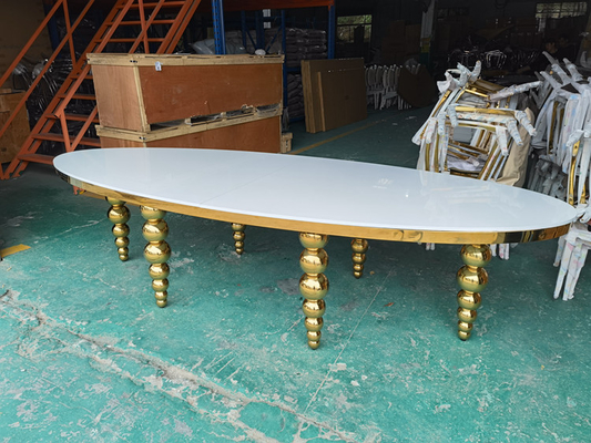 ওভাল MDF বিবাহের ভোজ টেবিল ভোজ শৈলী বিবাহের অভ্যর্থনা টেবিল Ss গোল্ড বল পা