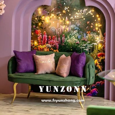 ভালো দাম হোটেল এবং বিবাহের অনুষ্ঠানের জন্য ভেলভেট ফ্যাব্রিক সহ আধুনিক স্টেইনলেস স্টিলের লাভ সিট সোফা অনলাইন