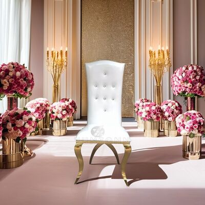ভালো দাম আউটডোর লিভিং রুম, হোটেল এবং বিবাহের জন্য সোনালী স্টেইনলেস স্টিলের ক্রস লেগ সহ বিলাসবহুল হাই ব্যাকরেস্ট ডাইনিং থ্রোন অনলাইন